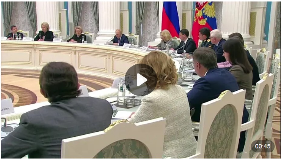 Владимир Путин высоко оценил нижегородский опыт поддержки семей